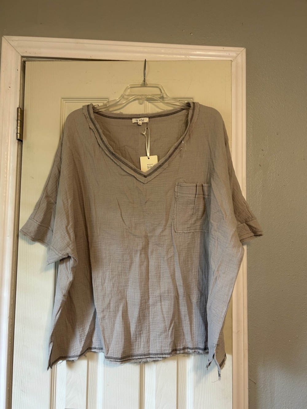 Moving🎻Sale La Miel gray taupe oversized top raw edge NWT